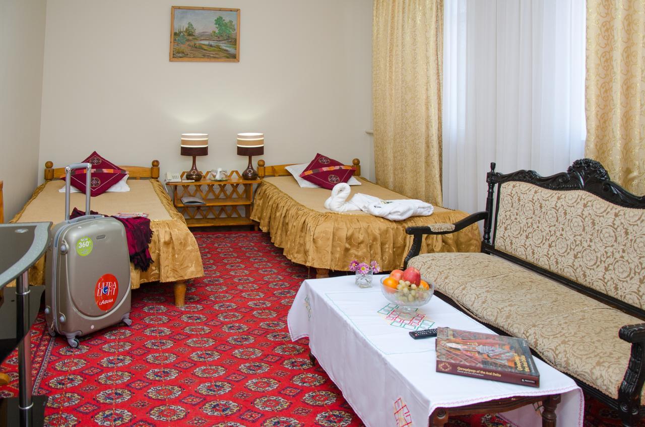 Jipek Joli Inn Nukus Dış mekan fotoğraf